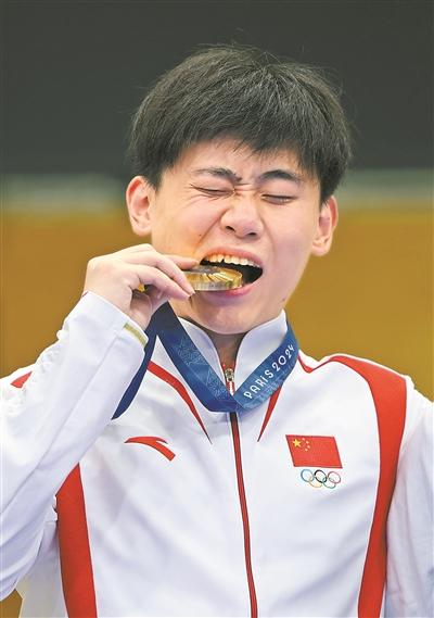阿富汗射击选手勇夺金牌,成为焦点的简单介绍 阿富汗射击选手勇夺金牌,成为焦点的简单介绍