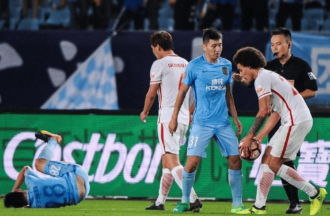 包含超级联赛球队遭受暴力袭击,赛事安全受关注的词条 包含超级联赛球队遭受暴力袭击,赛事安全受关注的词条