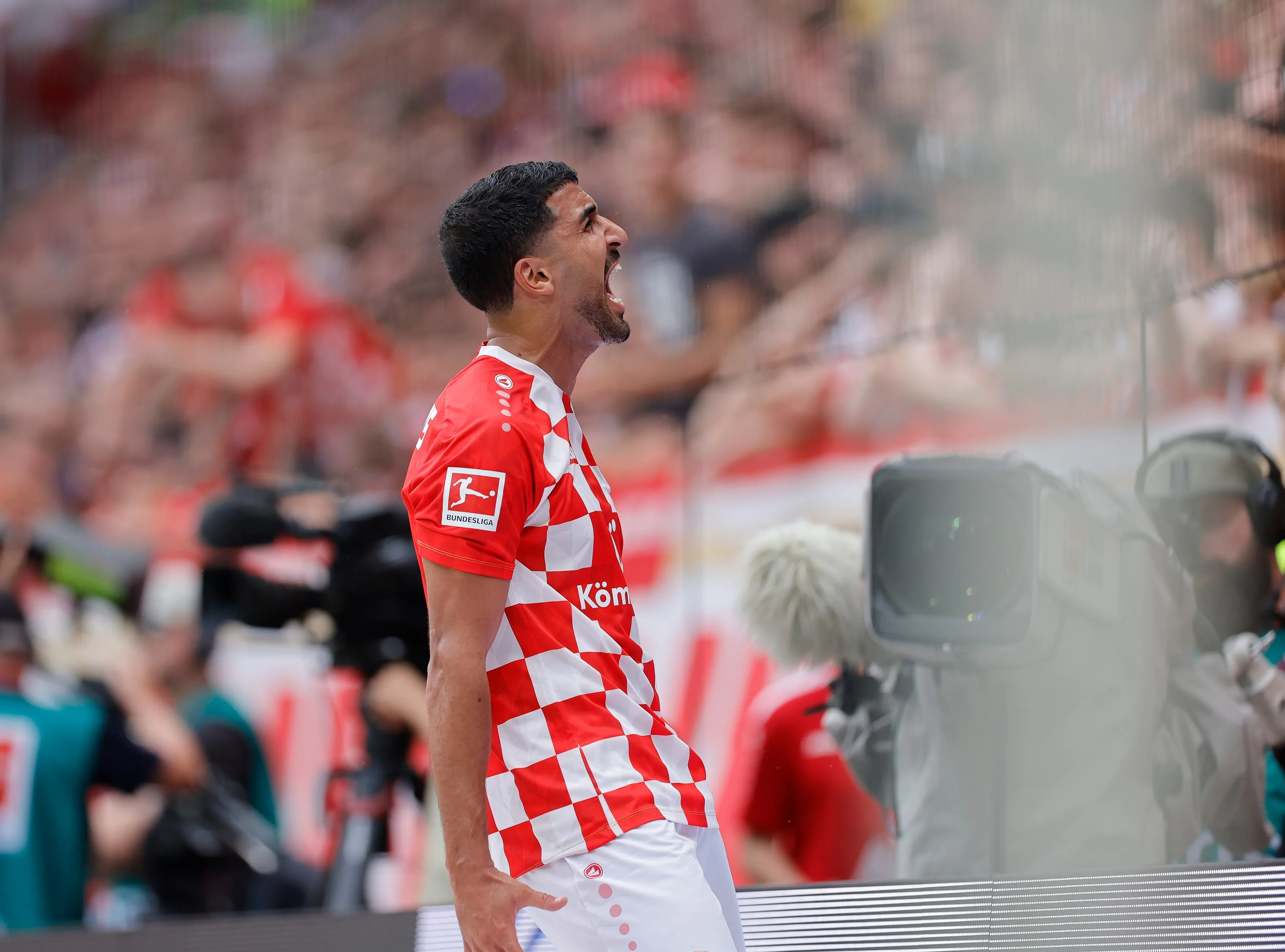 包含美因茨战平对手,保持不败战绩的词条 包含美因茨战平对手,保持不败战绩的词条