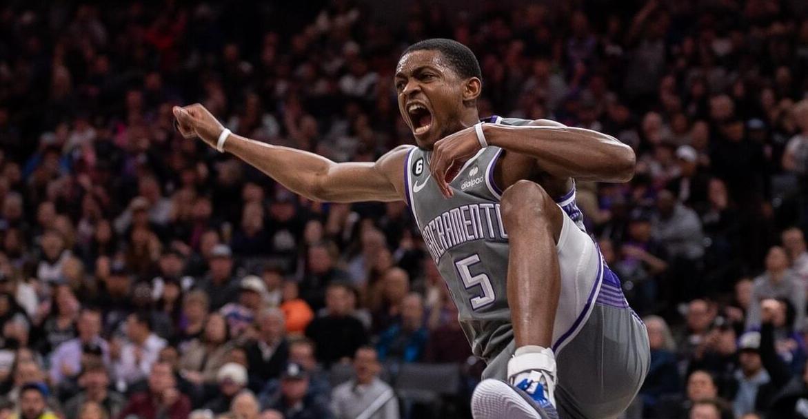 包含凯尔特人轻取深圳队,福克斯统治全场的词条 包含凯尔特人轻取深圳队,福克斯统治全场的词条