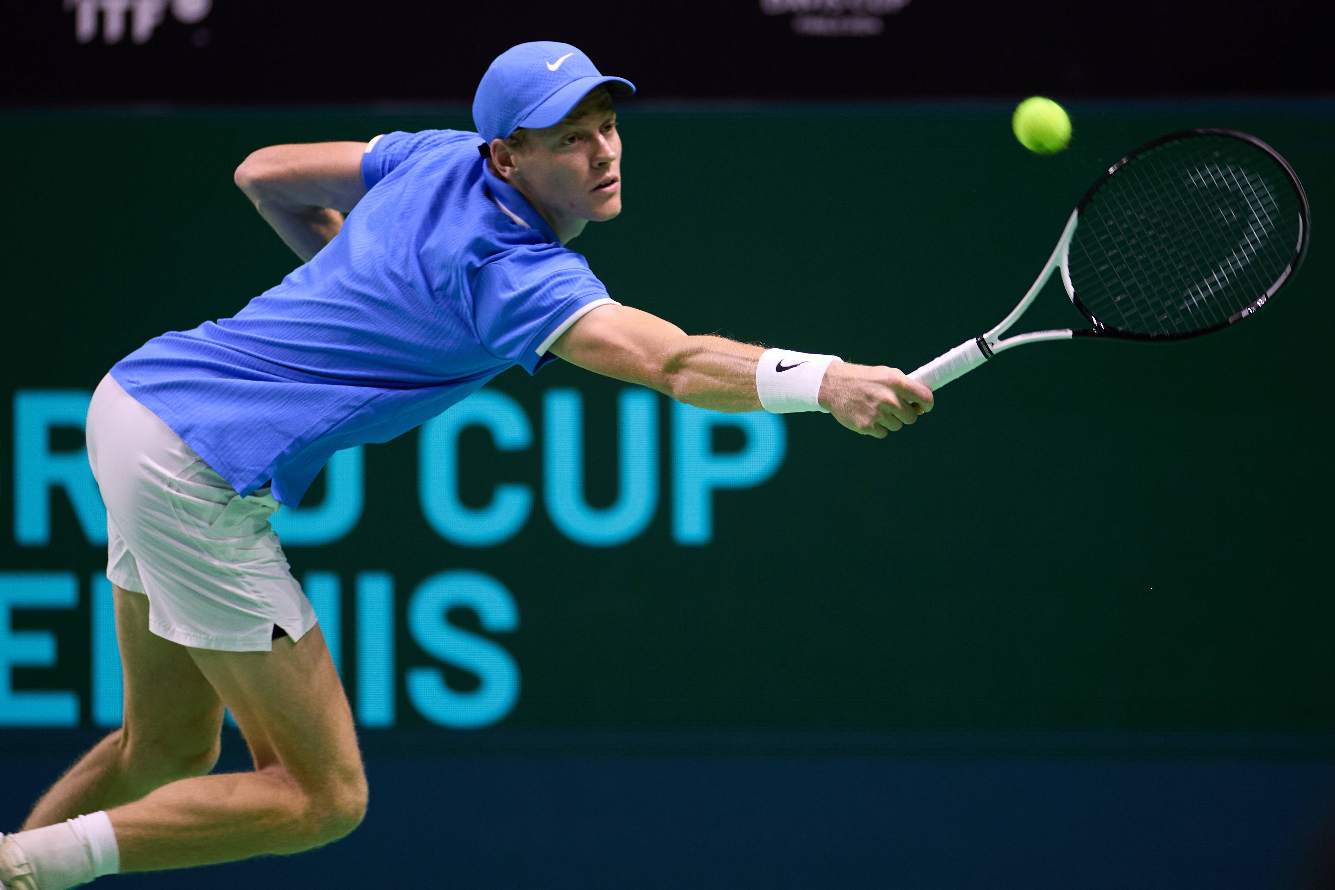 蒙特卡洛大师赛鏖战戴维斯杯，辛纳统治全场的简单介绍