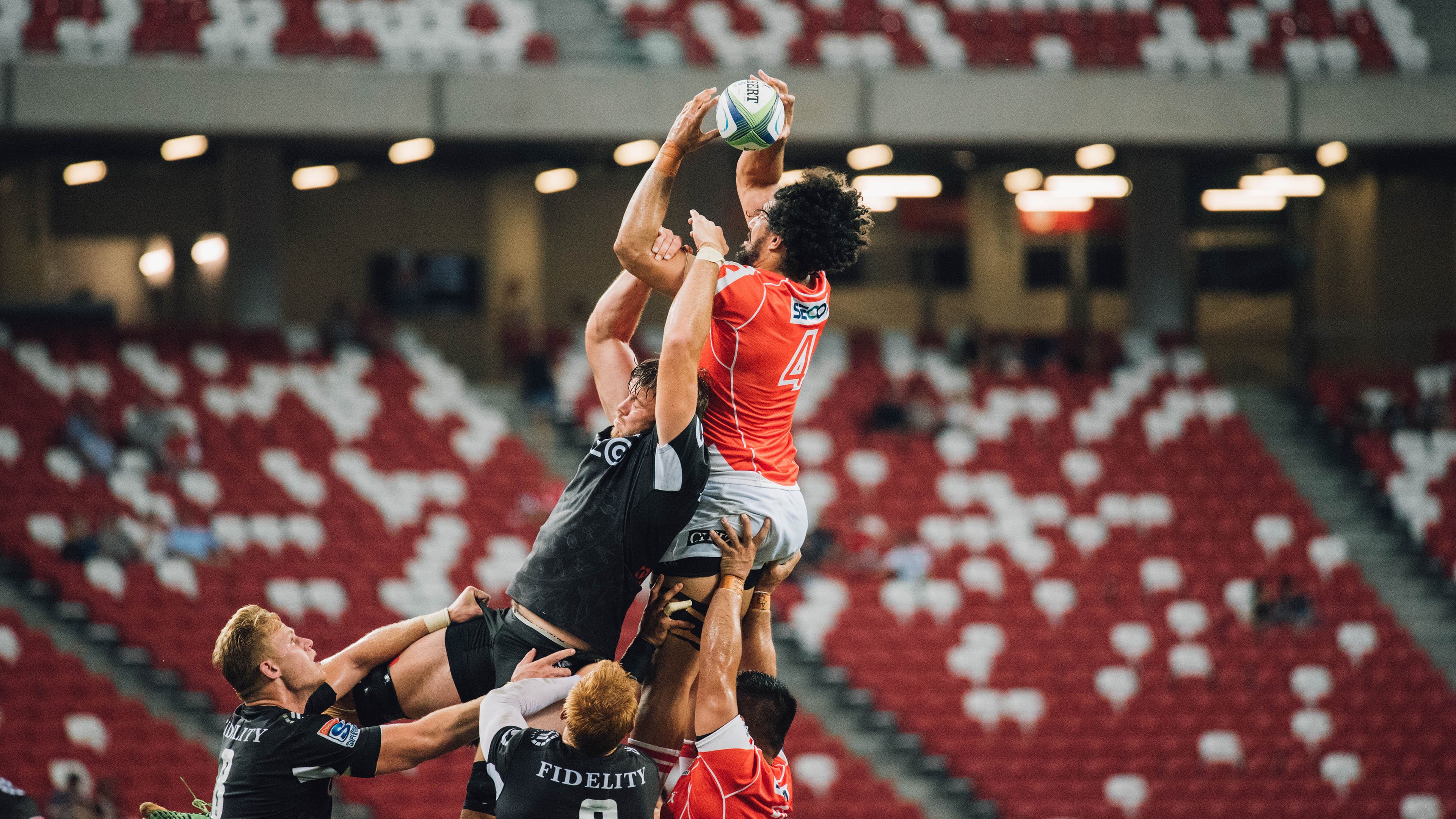 活塞斩落鹈鹕，拉文成为关键先生，一场逆袭的战术启示