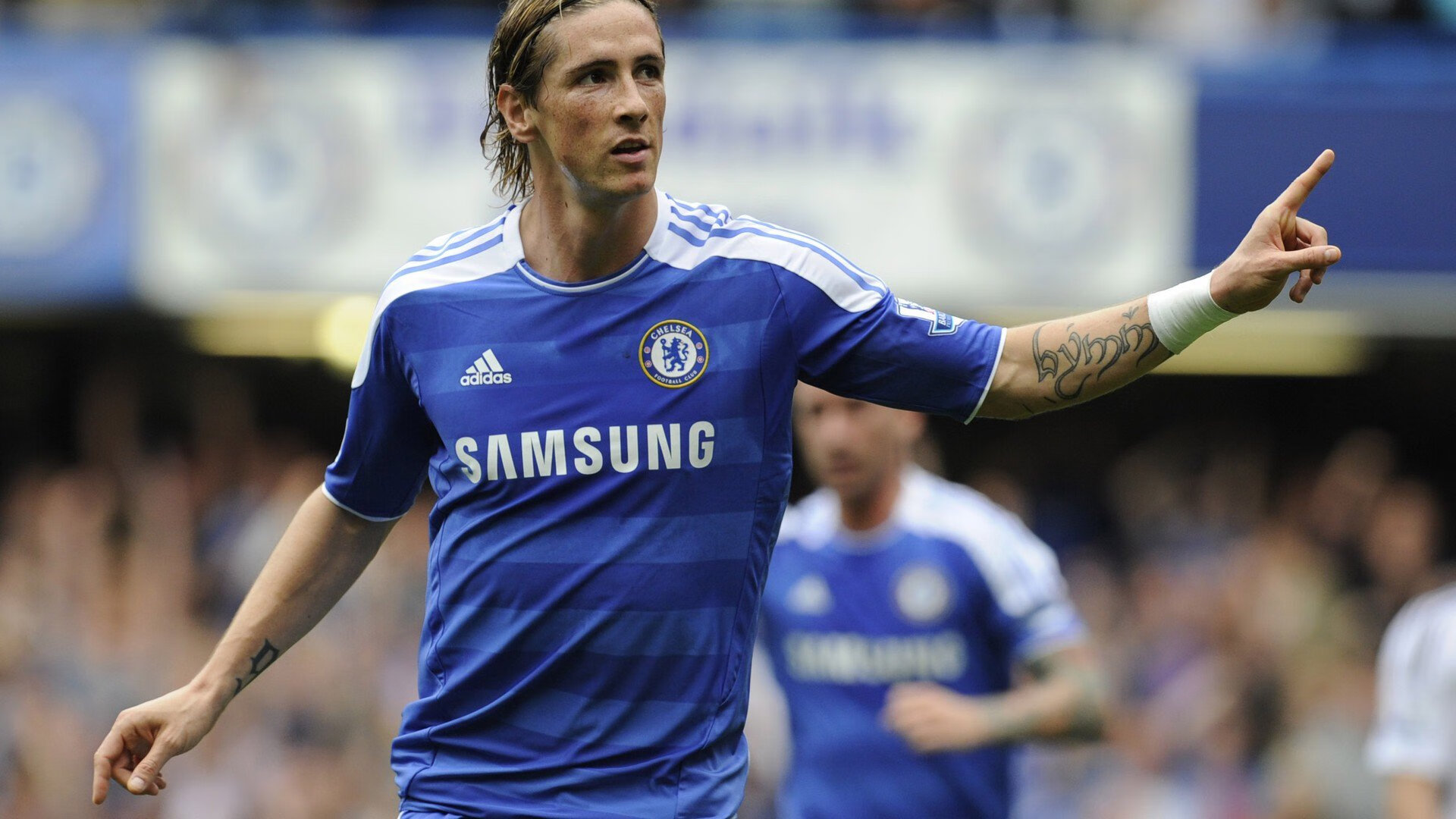 布克展现巨星价值,骑士横扫奇才,新生代与老牌劲旅的双重奏